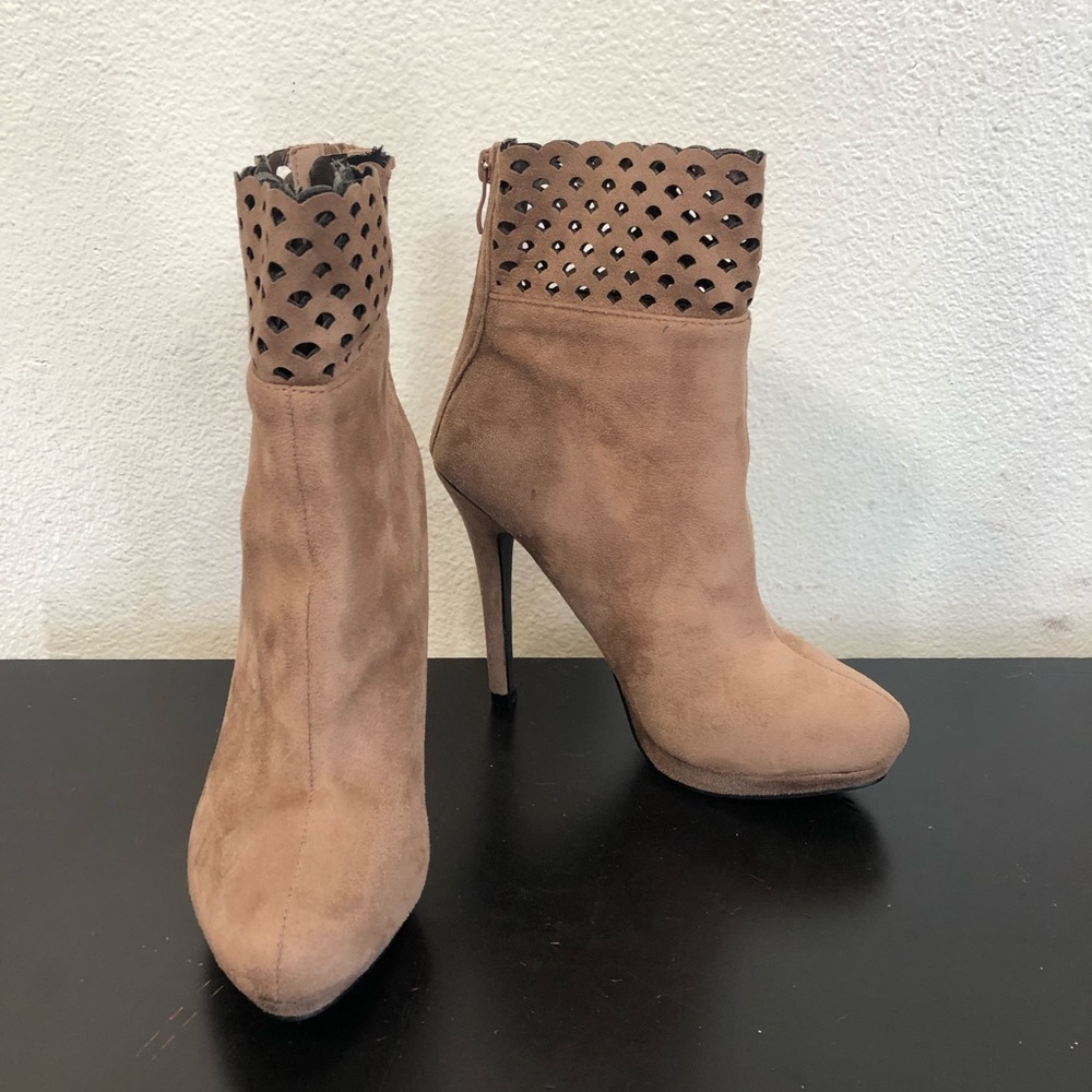Weeboo Pink Taupe Faux Suede Boots